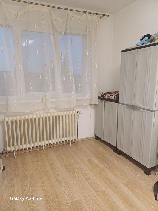 Vand apartament cu 4 camere in Cartierul Manastur