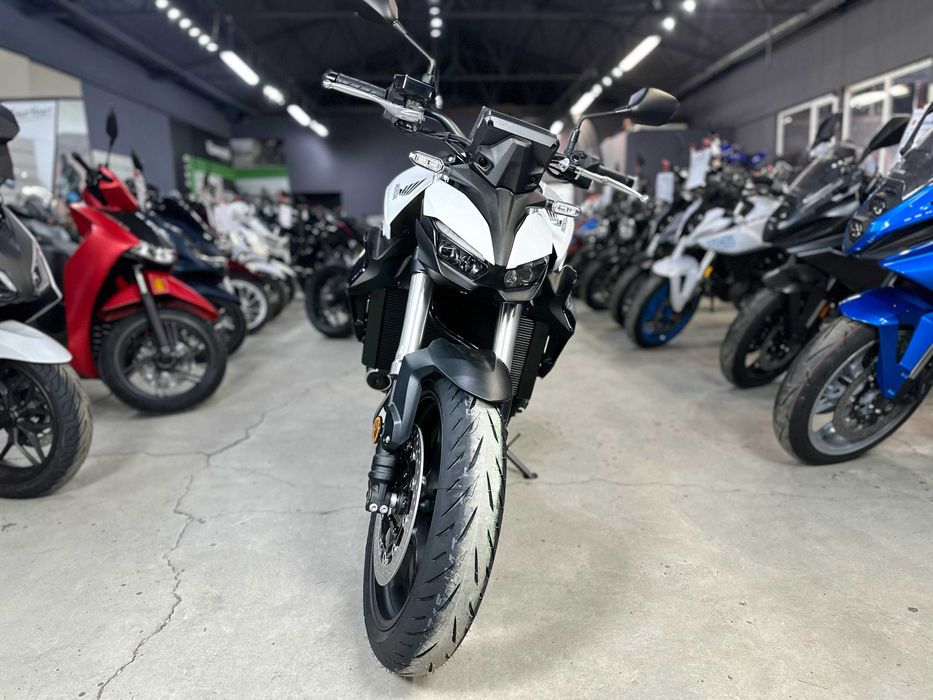 Honda CB 1000 Hornet 2025 Est Bike Adventure