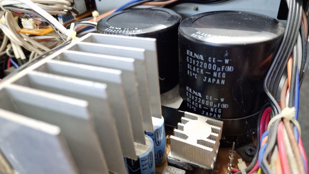 Amplificator Toshiba XB-1000