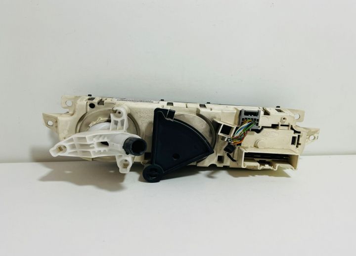 Panou comanda AC  3M5T19980BC Ford Focus a 2-a generatie