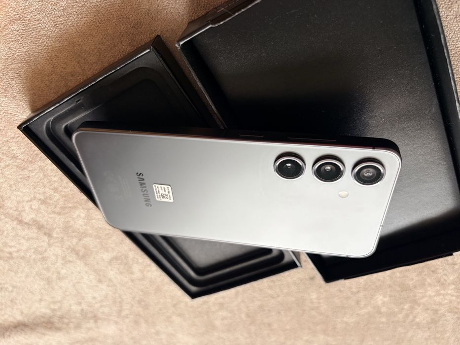 Samsung s24 256gb black