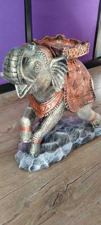 Statueta elefant