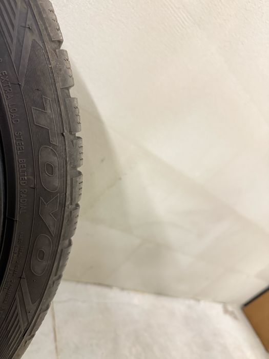 Зимни гуми Toyo 245/40/19