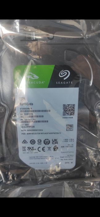 Жесткий диск Seagate BarraCuda [ST2000DM008] 2 ТБ