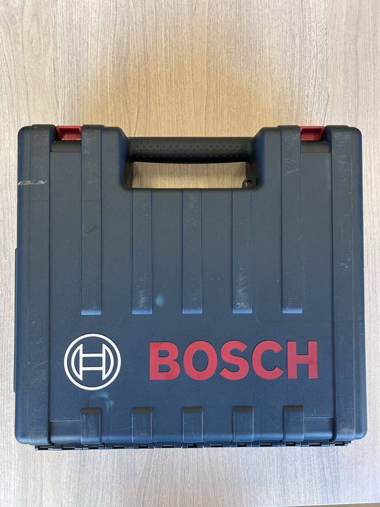 Нов куфар за инструменти на BOSCH