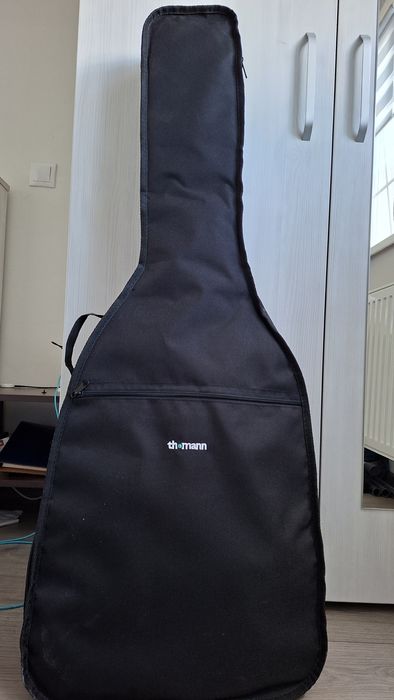 Vand chitara acustica Harley Benton
