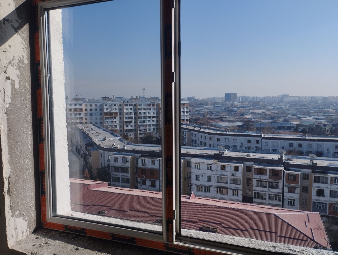 Продаю 2x комнатую квартиру,срочно! На Юнусобаде