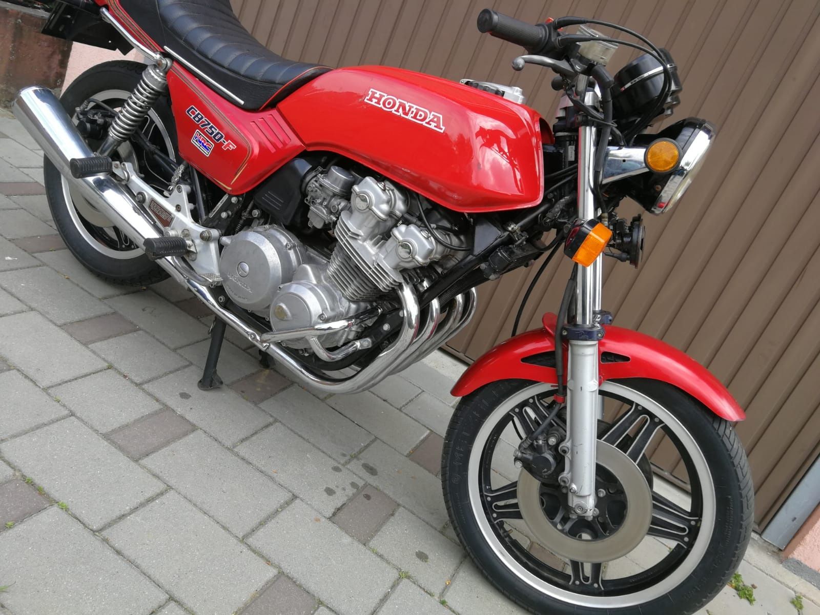 Honda CB 750 RC 04