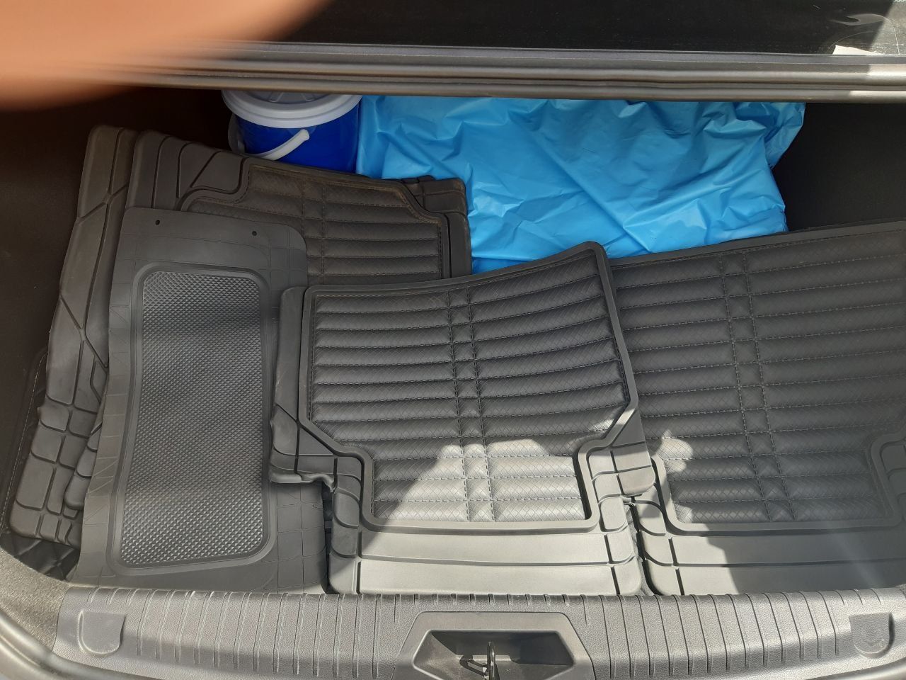 Полик Chery 6pro