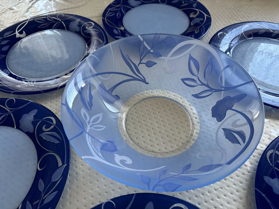 Продам тарелки большие