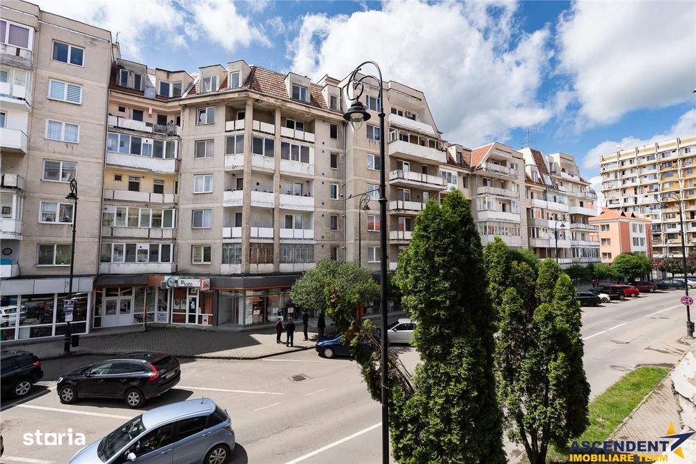 FILM&Tur LIVE!Spatiu Ultracentral,Sfantu Gheorghe,purtator profit,8% r