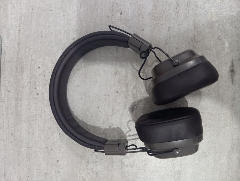 Продам наушникии