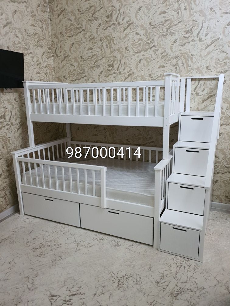 Двухьярусная кровать