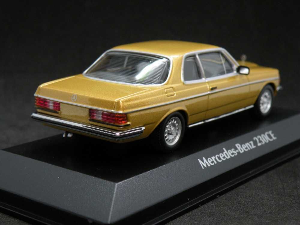 Macheta Mercedes 230 CE Maxichamps 1:43