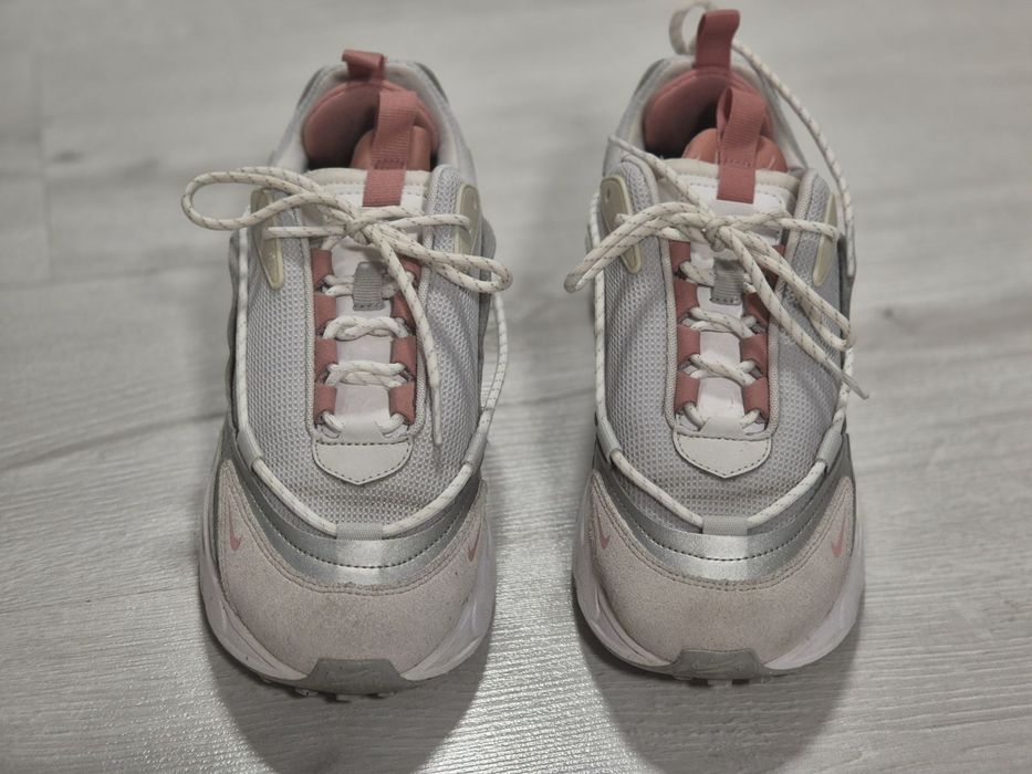 Продавам Nike Furyosa