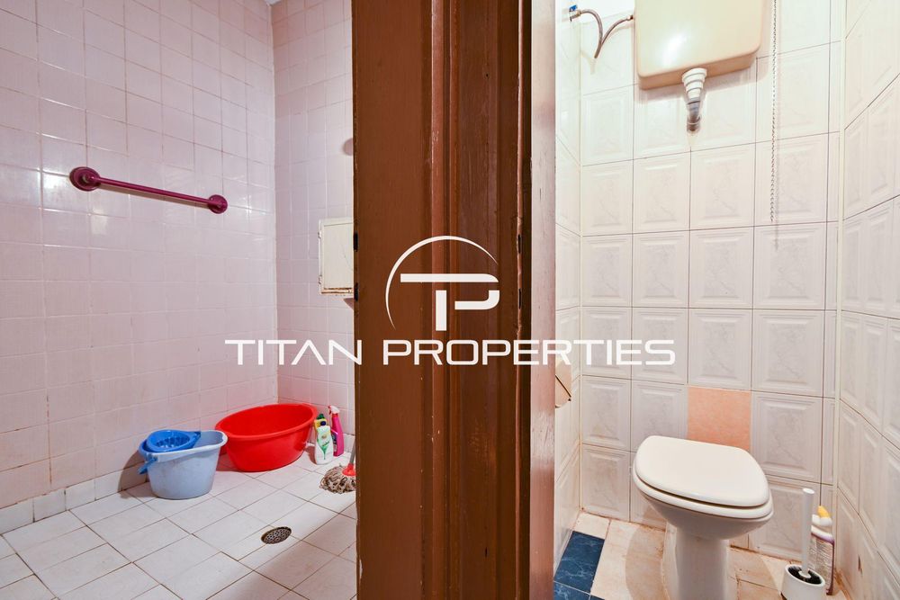 Продава се Четиристаен апартамент в София, Оборище - 150 кв.м за 3000 €/кв.м - Снимка #17