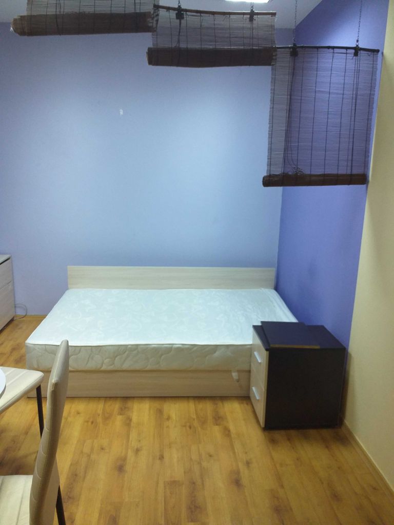 Дава се под наем Едностаен апартамент в Пловдив, Център - 25 кв.м за 204 € - Снимка #1