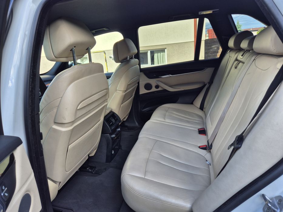 BMW X5 f15 3.0 diesel 258 CP M sport