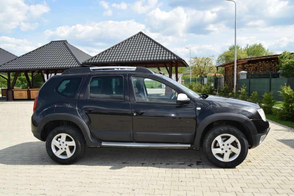 Vând Dacia Duster An 2010