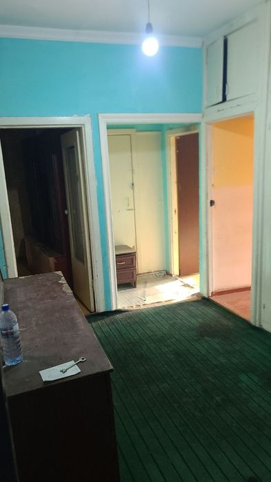 Сдаётся 3)4)4эт.домаСергели Спутник 15кв..350у.е .кв обставлена