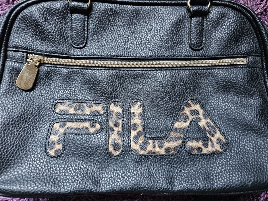 Нова чанта на Fila
