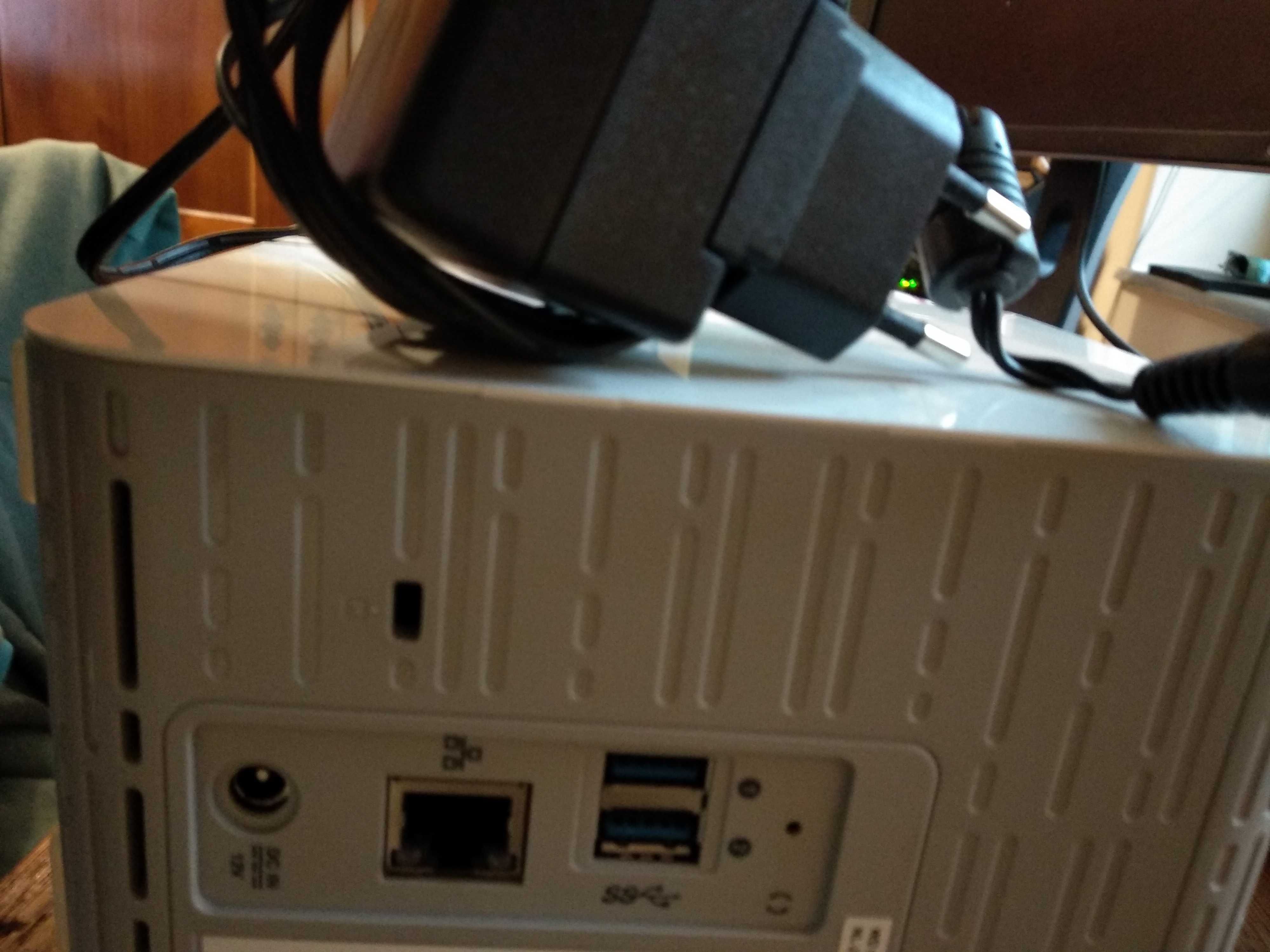 WD My Cloud mirror storage