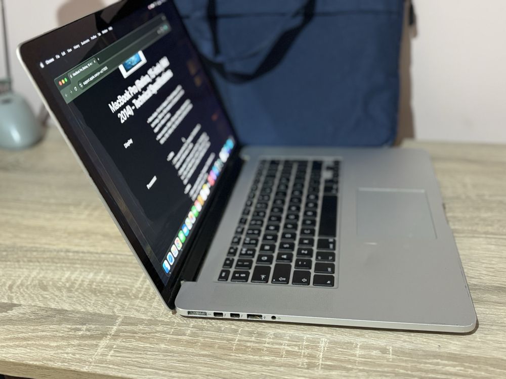 Macbook Pro Mid 2014(15.4inch)