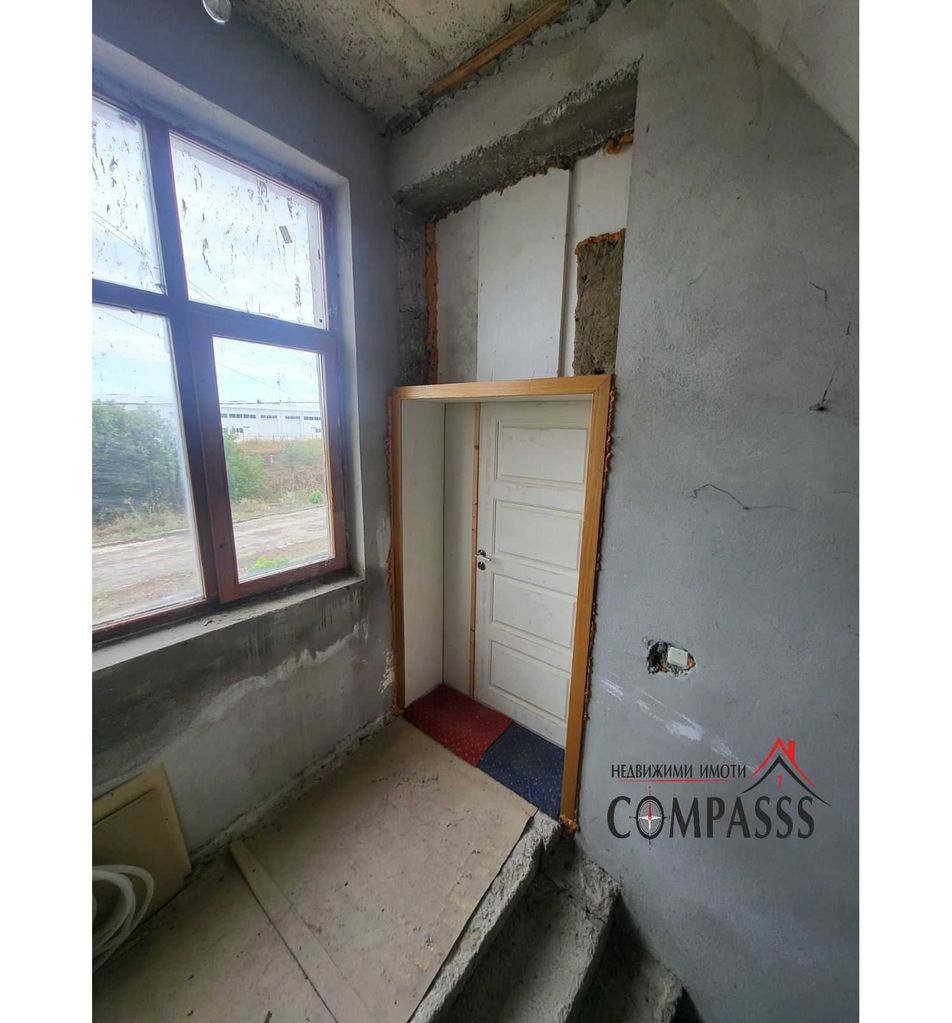 Продава се Промишлена сграда в Добрич, Промишлена зона - Запад - 1200 кв.м за 456 €/кв.м - Снимка #14