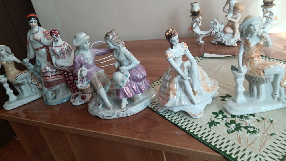 Bibelouri vechi romînesti