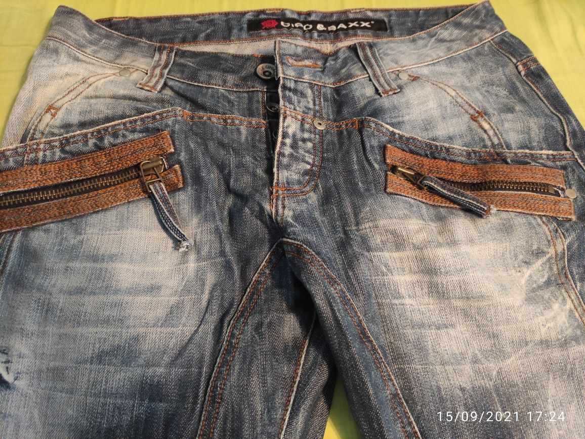 Дънки Cipo&Baxx размери М 32/32 и Lee