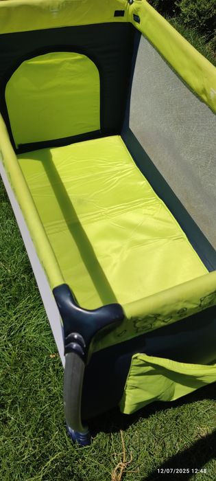 Детски легла с матраци като нови!Детска кошарка като нова!!!