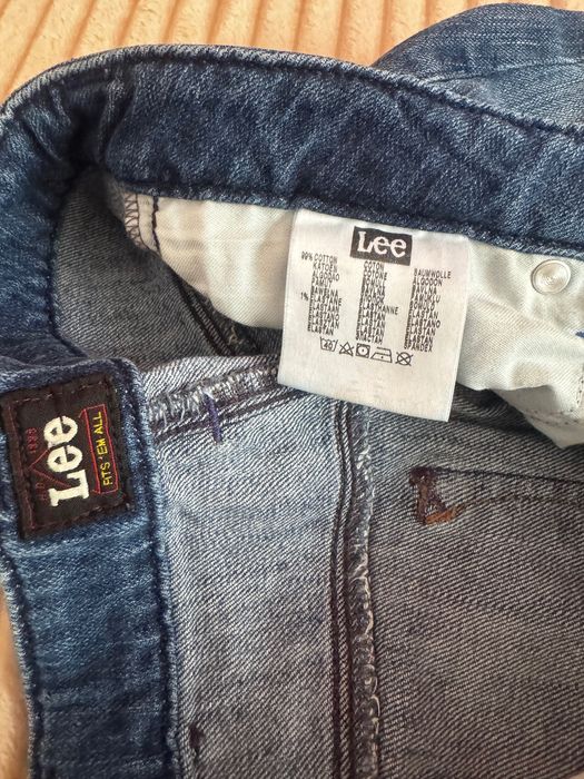 Vând jeans Lee, S, 70 lei