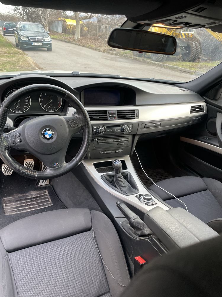 Bmw 318 D  2010 г Почти Всички Екстри!
