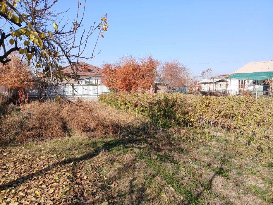 Уи сотилади иери билан