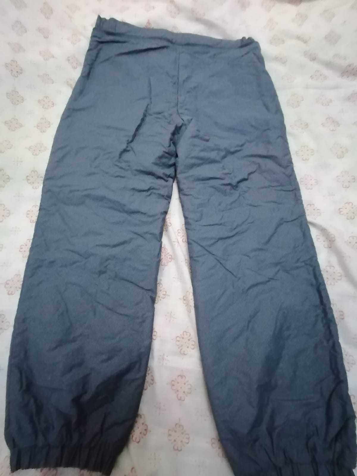 Pantaloni si saci de dormit