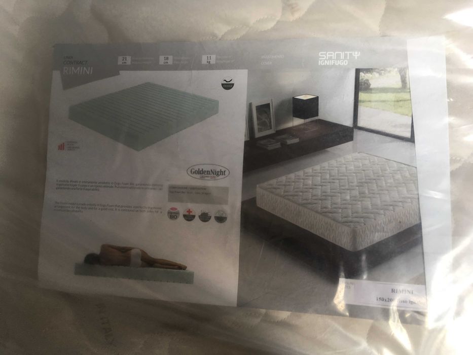 Италианска спалня, матрак 150х190 см и нощни масички