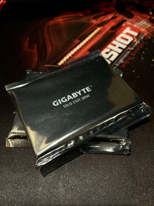 SSD Gigabyte 128 GB