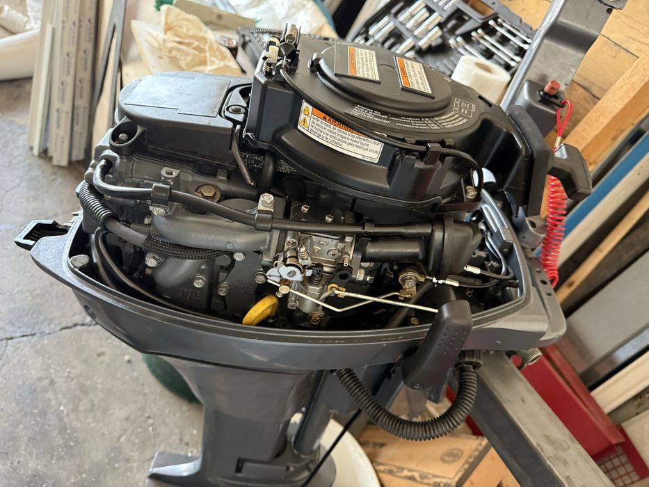 Motor yamaha 9.9
