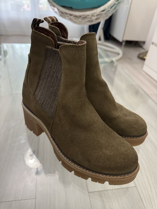 Ghete din piele naturala Tamaris