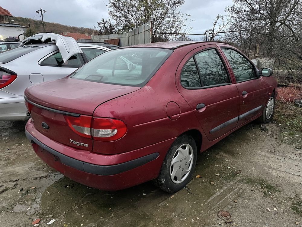 Renault Megane 1.6 90кс 2001г На Части