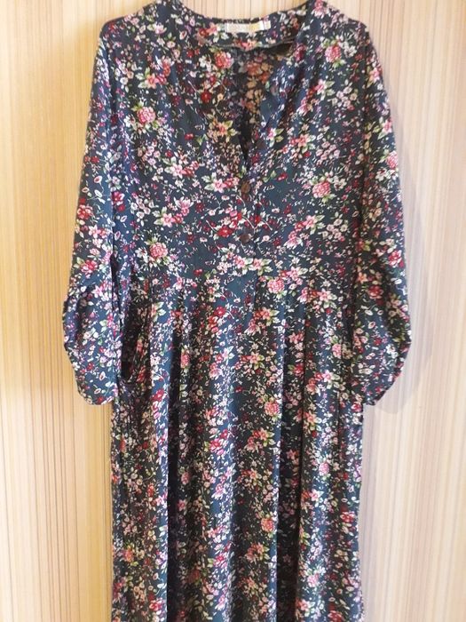 Продам  длинное штапельное платье