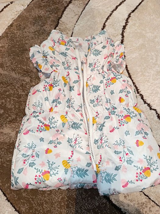 Vesta fetițe cu imprimeu florar