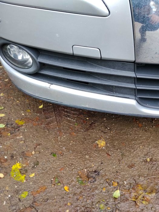 Vând mașină în stare foarte buna proprietar