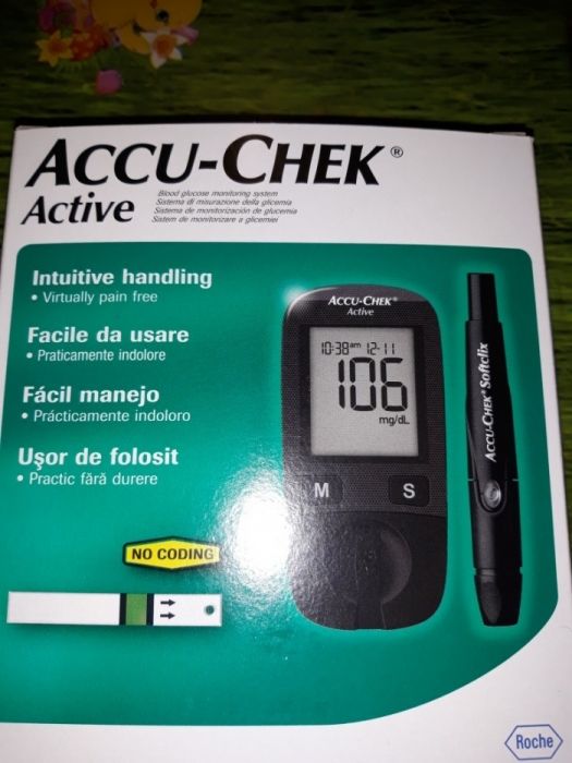 Aparat de monitorizare a glicemiei marca Accu Chek