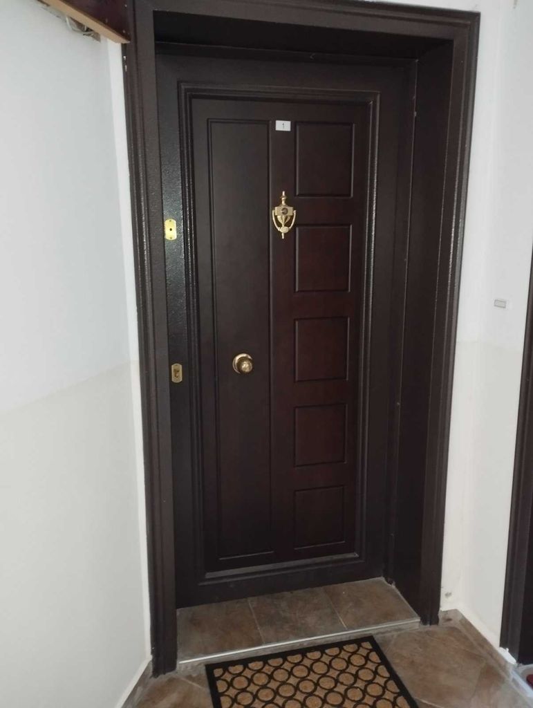 Продава се Тристаен апартамент в Варна, Гръцка махала - 86 кв.м за 3431 €/кв.м - Снимка #11