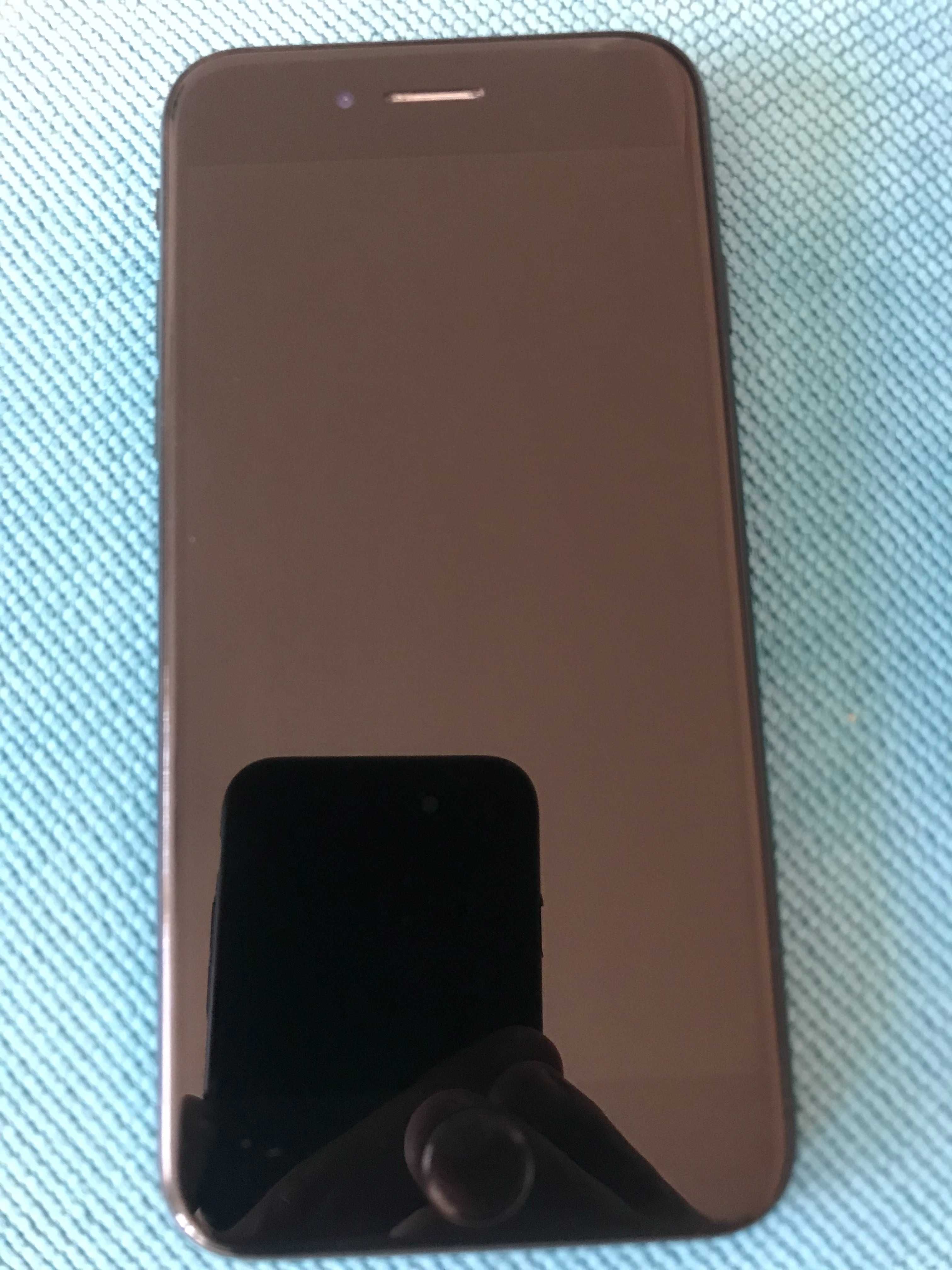 iPhone SE 2022 (3rd gen) SE3 Midnight синьо 64GB 5G esim 86% батерия