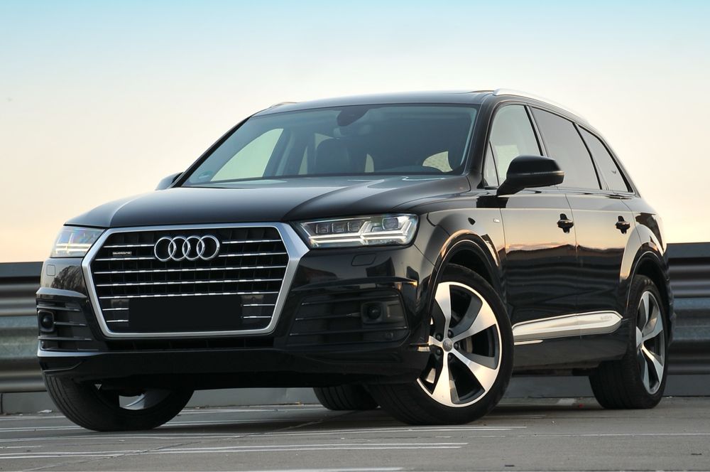 Audi Q7 S-line mod 2018 pret 22900