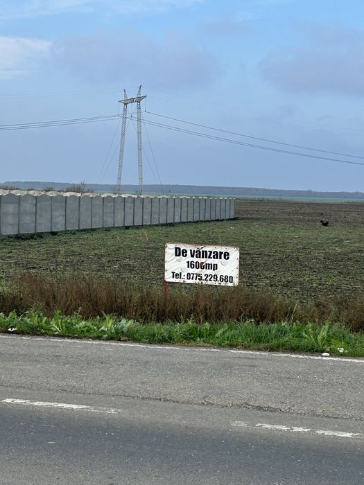 Teren intravilan 1600 mp