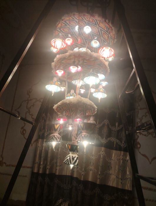 Люстра для вашего ресторана и ателья.