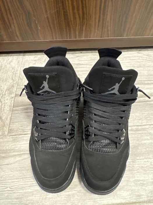 Air Jordan 4 Black cat